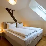 Apartamento Marx - Charmantes Im Stadtzentrum Von - Bis 6 Gaeste, 2 Schlafzimmer, Wlan & Waschmaschine *