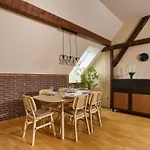 Marx - Charmantes Im Stadtzentrum Von - Bis 6 Gaeste, 2 Schlafzimmer, Wlan & Waschmaschine Apartamento