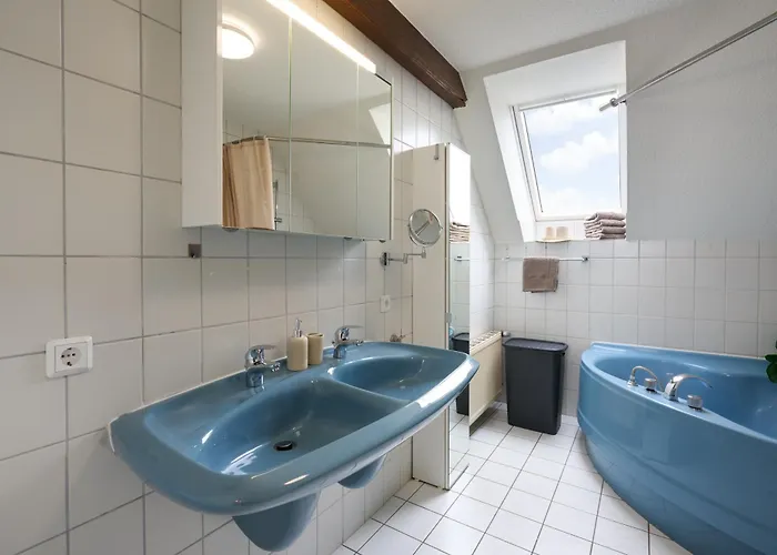 Marx - Charmantes Im Stadtzentrum Von - Bis 6 Gaeste, 2 Schlafzimmer, Wlan & Waschmaschine * Трир